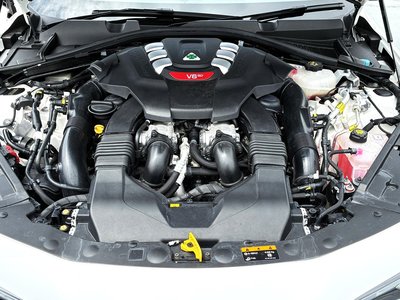 صورة 24 لـ 2021 ALFA Romeo JULIA