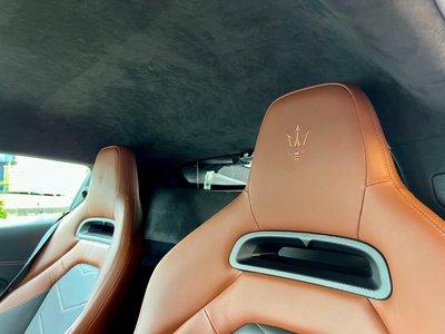 2022 Maserati MC20 — фото 16