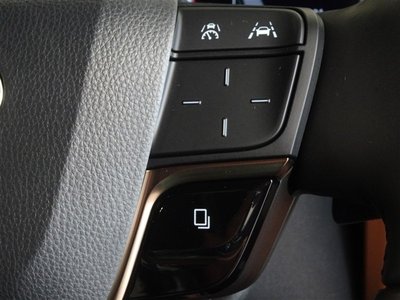 صورة 12 لـ 2025 Toyota VELLFIRE