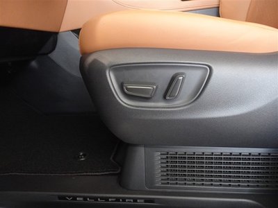 صورة 18 لـ 2025 Toyota VELLFIRE