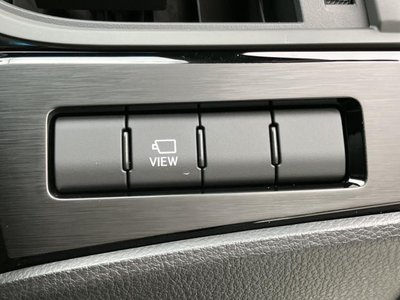 2024 Lexus ES thumbnail 32