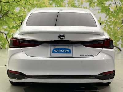 2024 Lexus ES thumbnail 46