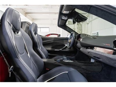 صورة 6 لـ 2025 Ferrari 296 GTS