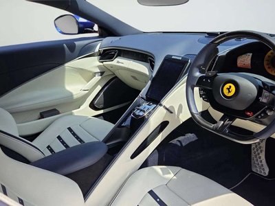 2023 Ferrari ROMA — фото 10