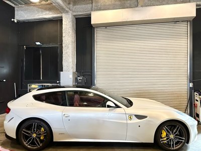 2014 Ferrari FF — фото 4