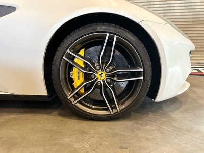 2014 Ferrari FF — фото 13