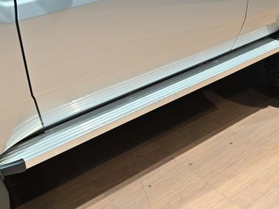 2015 Toyota LAND CRUISER 70 thumbnail 40