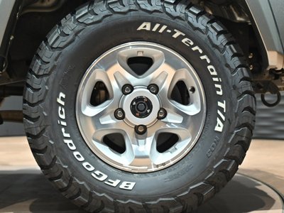 2015 Toyota LAND CRUISER 70 thumbnail 50
