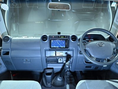 2015 Toyota LAND CRUISER 70 photo 10