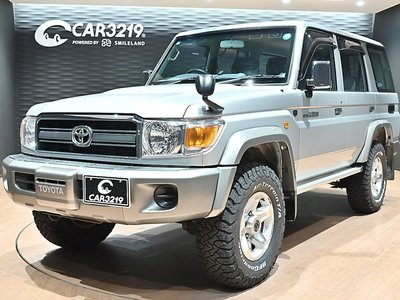 2015 Toyota LAND CRUISER 70 thumbnail 31