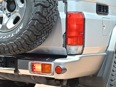 2015 Toyota LAND CRUISER 70 thumbnail 45
