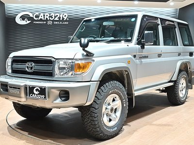 2015 Toyota LAND CRUISER 70 thumbnail 30