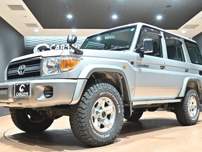 2015 Toyota LAND CRUISER 70 thumbnail 32