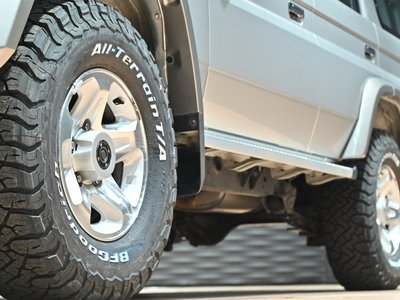 2015 Toyota LAND CRUISER 70 thumbnail 51