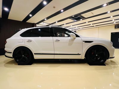 صورة مصغرة 10 لـ 2022 Bentley BENTAYGA
