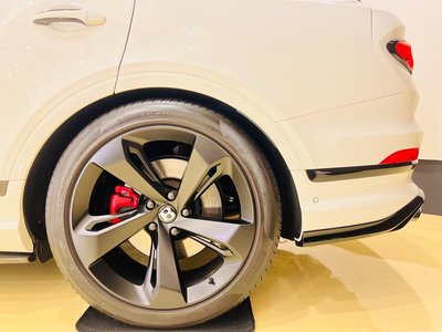 صورة مصغرة 26 لـ 2022 Bentley BENTAYGA