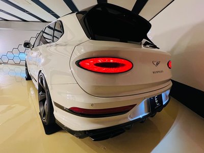 صورة مصغرة 67 لـ 2022 Bentley BENTAYGA