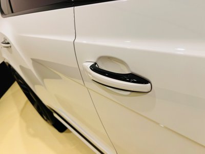 صورة مصغرة 23 لـ 2022 Bentley BENTAYGA