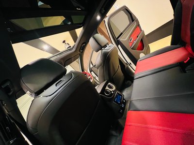 صورة مصغرة 61 لـ 2022 Bentley BENTAYGA