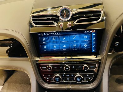 صورة مصغرة 44 لـ 2022 Bentley BENTAYGA