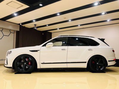 صورة مصغرة 33 لـ 2022 Bentley BENTAYGA