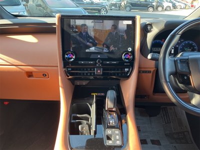 صورة 36 لـ 2024 Toyota VELLFIRE