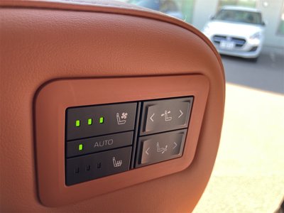 صورة 33 لـ 2024 Toyota VELLFIRE