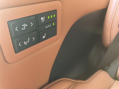 صورة 43 لـ 2024 Toyota VELLFIRE
