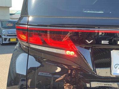 صورة 16 لـ 2024 Toyota VELLFIRE