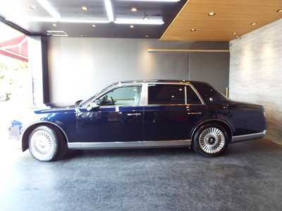 2021 Toyota CENTURY 照片 2