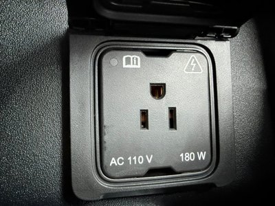 2022 LAND Rover DEFENDER thumbnail 44