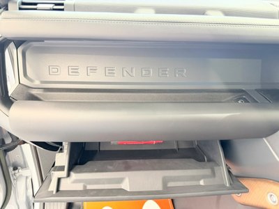 2022 LAND Rover DEFENDER thumbnail 35