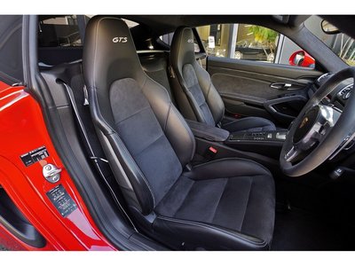 2014 Porsche CAYMAN thumbnail 32