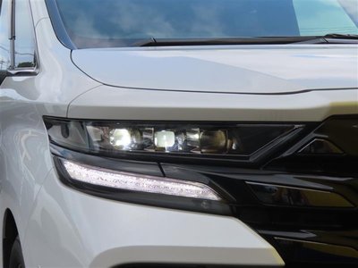 صورة 31 لـ 2024 Toyota VELLFIRE