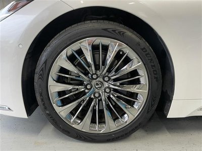 2021 Lexus LS thumbnail 31