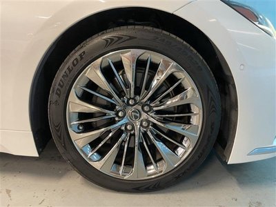 2021 Lexus LS thumbnail 32