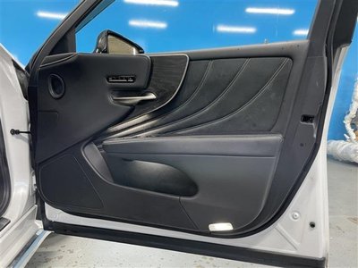 2021 Lexus LS thumbnail 39