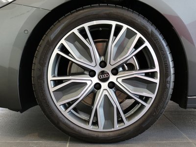 صورة 68 لـ 2025 AUDI A5 AVANT