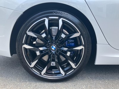 2026 BMW 3 SERIES photo 6