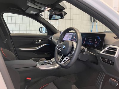 2026 BMW 3 SERIES thumbnail 17