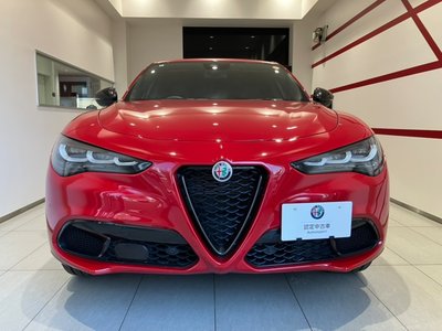 صورة 2 لـ 2024 ALFA Romeo STELVIO