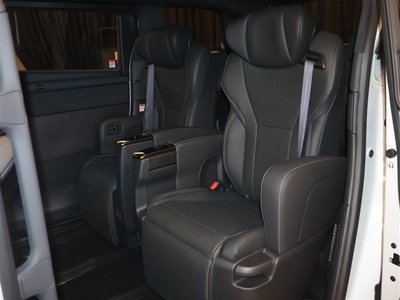 2025 Toyota ALPHARD 照片 27
