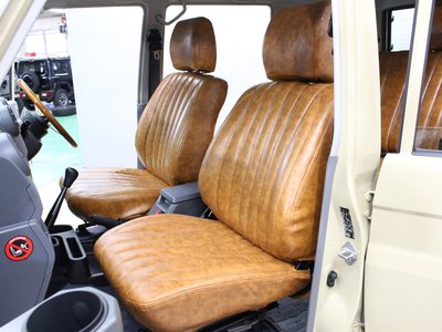2014 Toyota LAND CRUISER 70 — фото 30