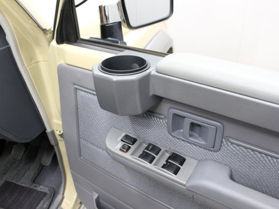 2014 Toyota LAND CRUISER 70 — фото 42
