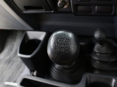 2014 Toyota LAND CRUISER 70 — фото 37