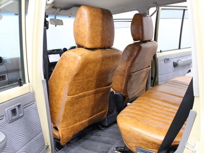 2014 Toyota LAND CRUISER 70 — фото 32