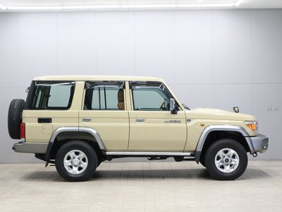 2014 Toyota LAND CRUISER 70 — фото 15