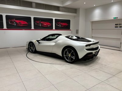 صورة مصغرة 8 لـ 2024 Ferrari 296 GTS