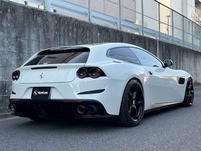 2018 Ferrari GTC4 LUSSO — фото 10