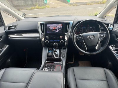 2021 Toyota ALPHARD — фото 18